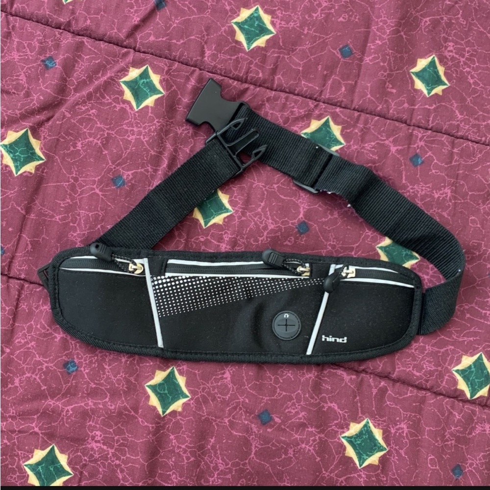 Running belt pouch